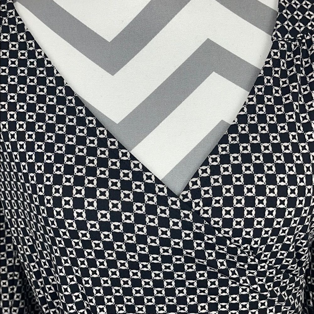 Pattern Dress  - Picture 4 of 5